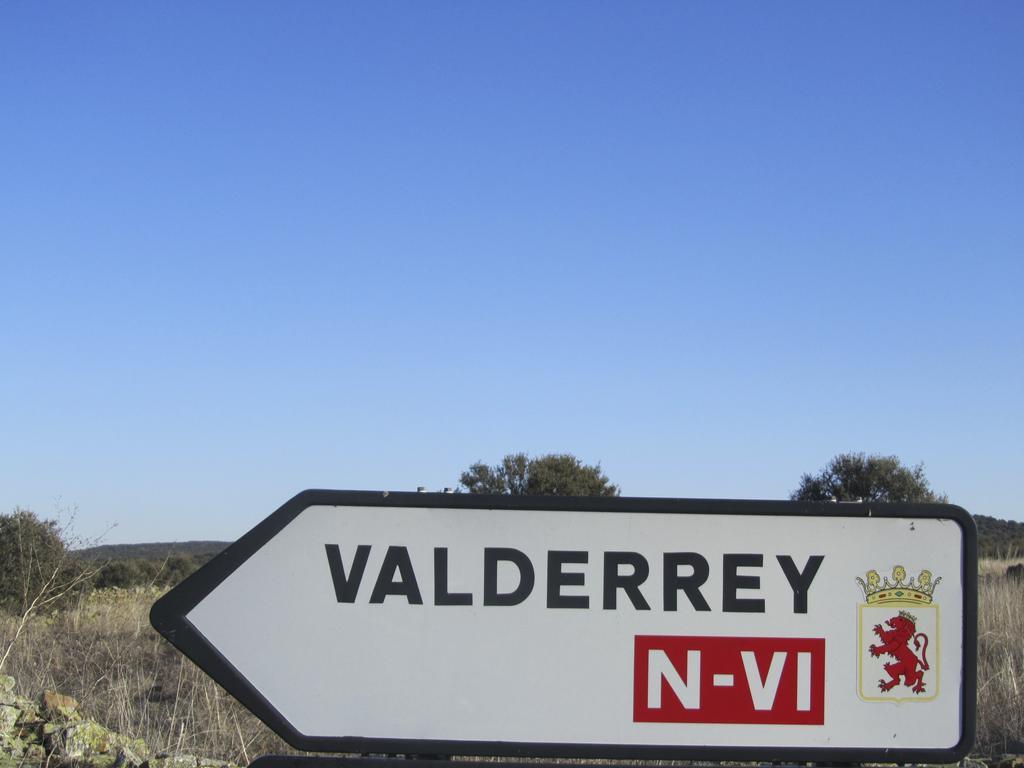 B&B A Ti Valderrey Buitenkant foto